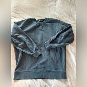 Lululemon perfectly oversized crew